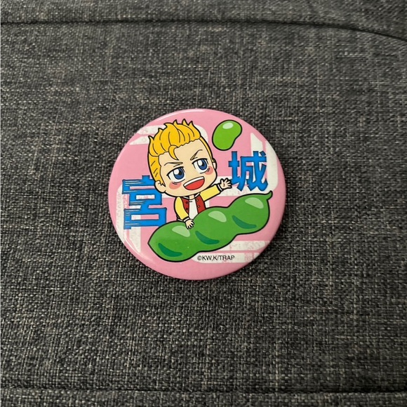 Tokyo Revengers Can Badge from Japan - Picture 3 of 3